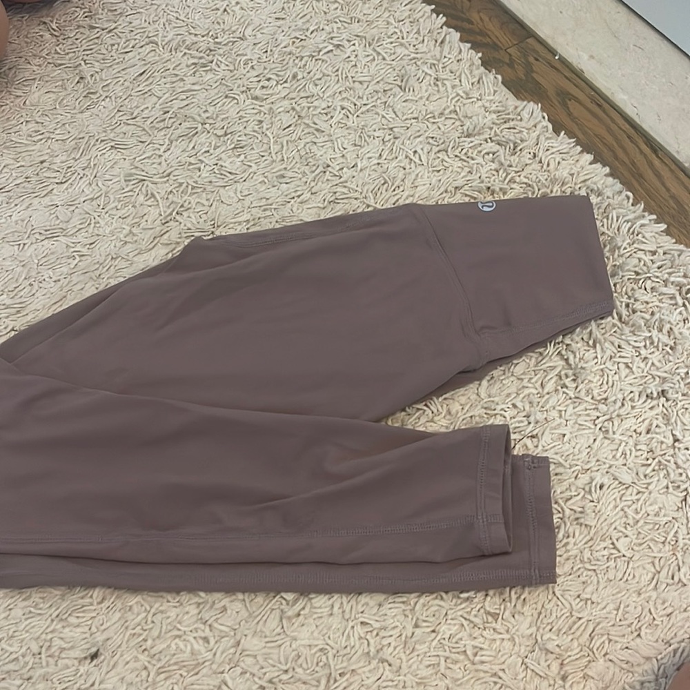 Mauve Taupe color worn 3-5 times Align Leggings